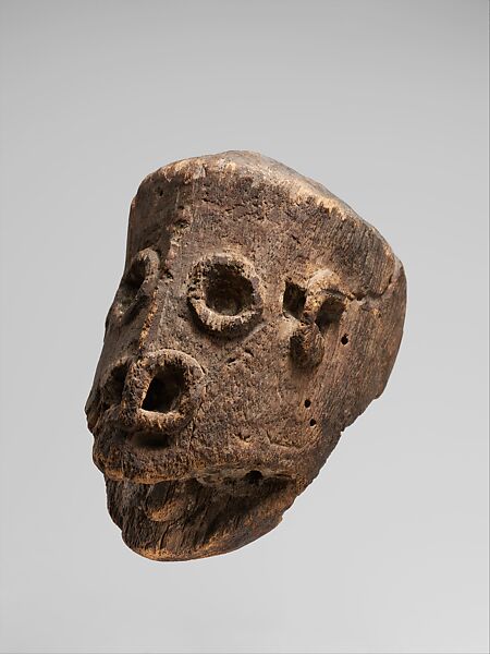 Head, Wood, probably Gope people 