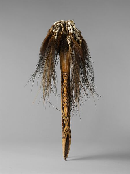 Dagger (Ndam Pisuwe), Bone, cassowary feathers, seeds, fiber, Asmat people