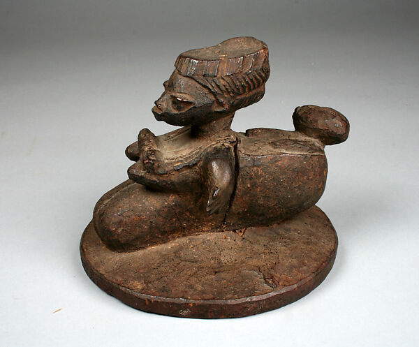 Vessel Support: Kneeling Mother with Child Figure, Wood, Yoruba peoples 
