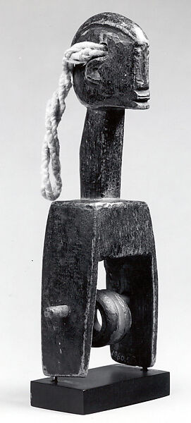 Heddle Pulley: Figure, Wood, Dogon peoples 