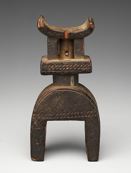 Heddle Pulley with Stool, Wood, Senufo peoples, Jimini group