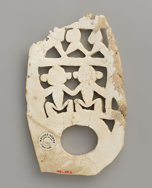 Shell Plaque (Barava), Tridacna shell, Choiseul Island