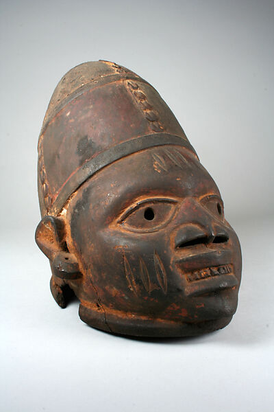 Helmet Mask (Gelede), Wood, pigment, Yoruba peoples, Ketu group (?) 