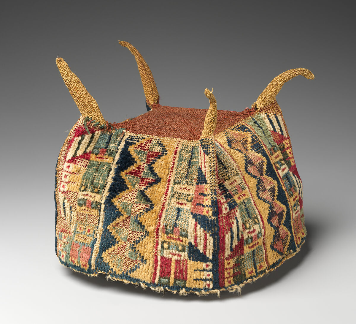 Four-Cornered Hat, Camelid hair, Wari