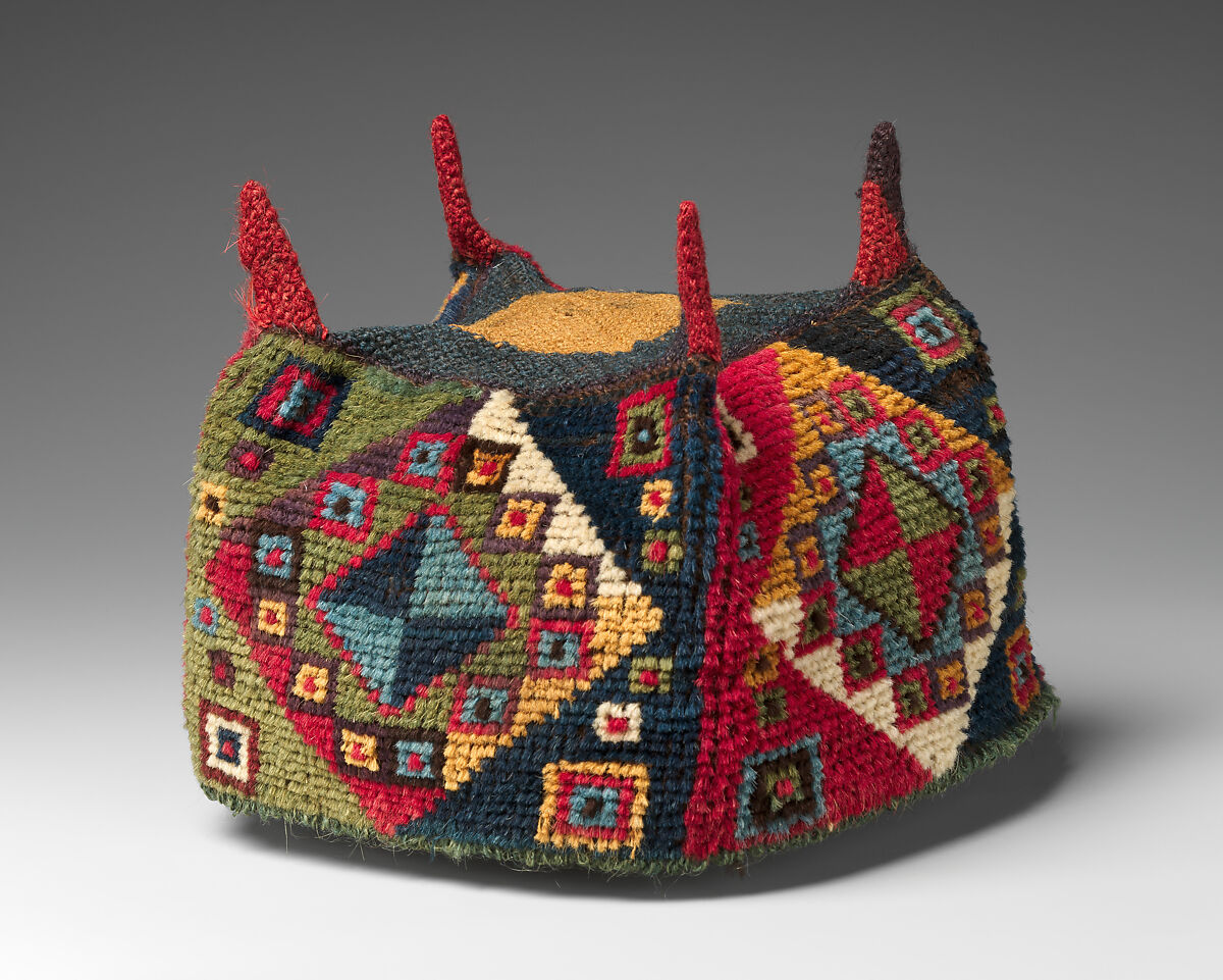 Four-Cornered Hat, Camelid fiber, Wari