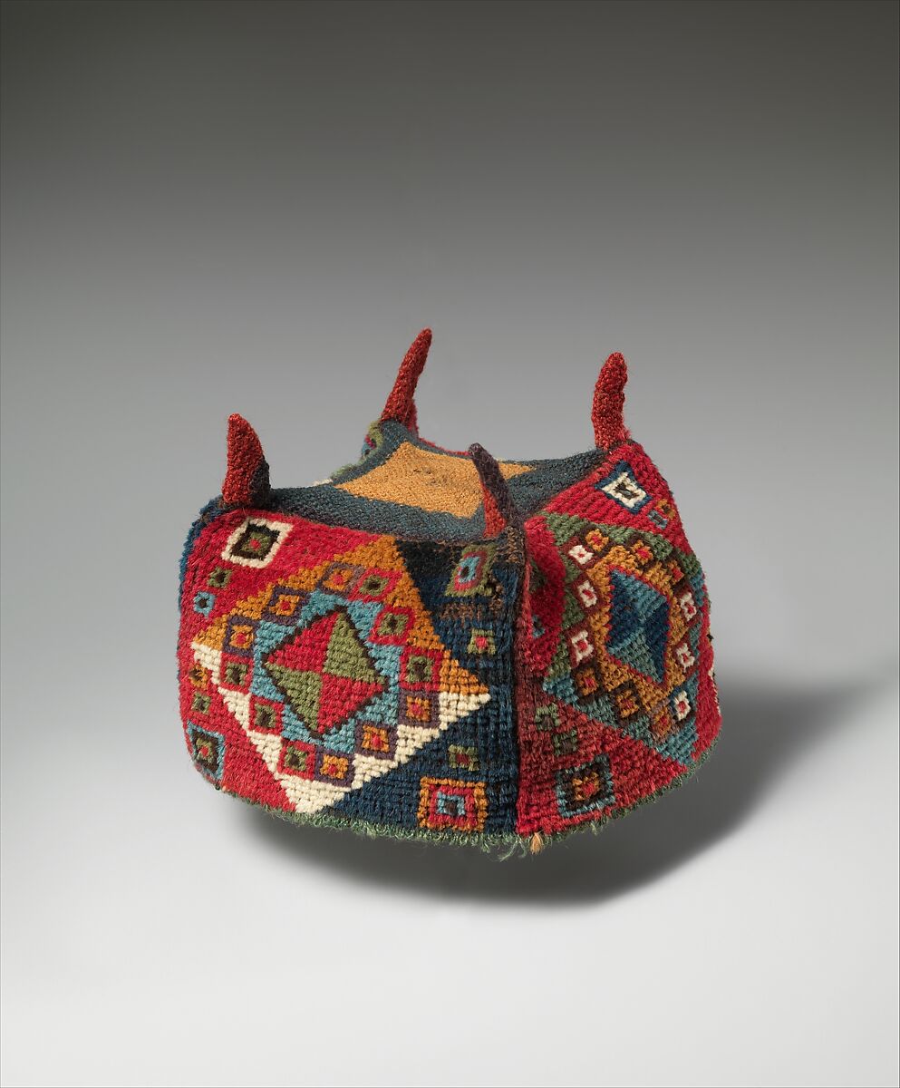 Four-Cornered Hat, Camelid fiber, Wari