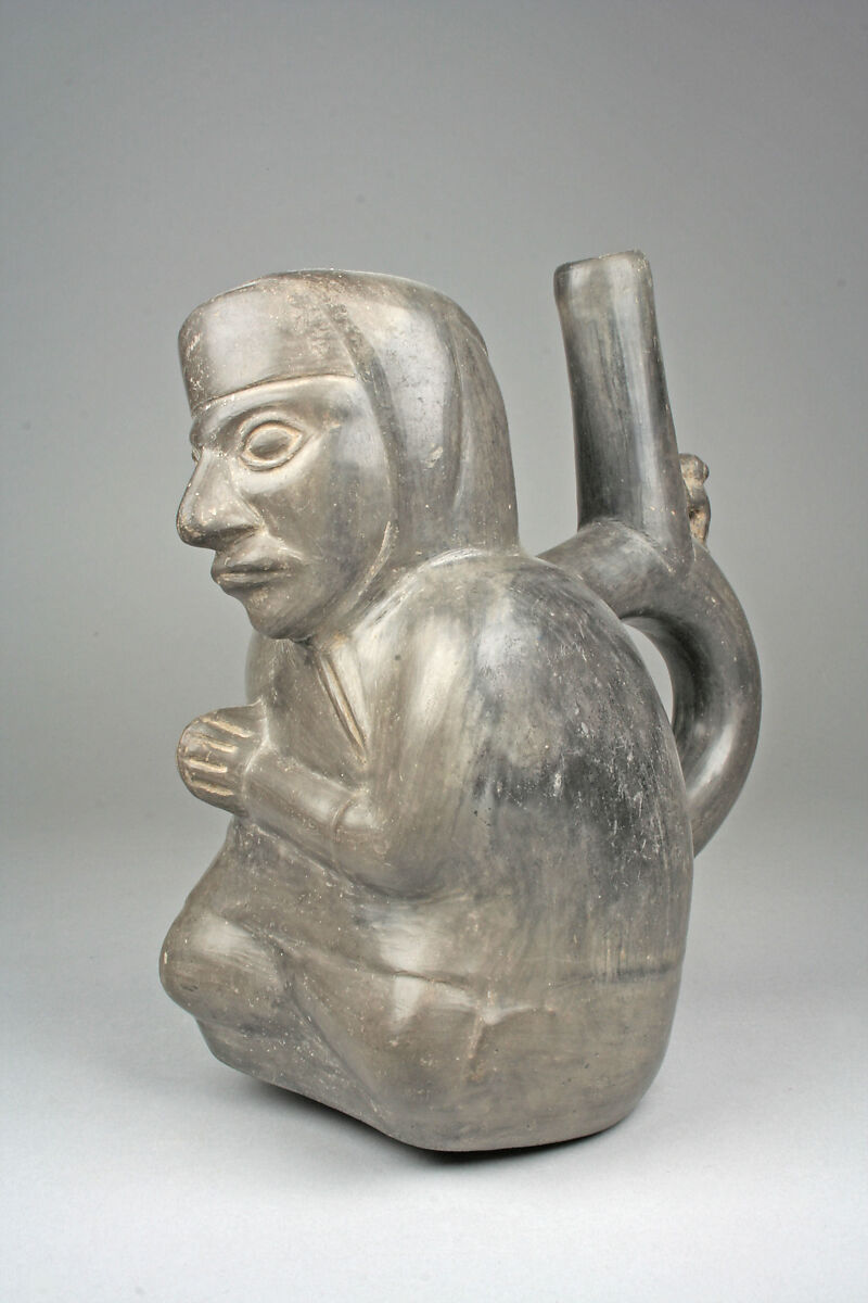 Seated Figure Bottle, Ceramic, Chimú 