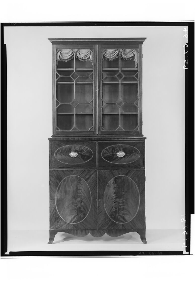 Secretary and bookcase, Mahogany, satinwood, ebony with white pine, cedar, American