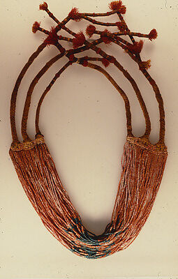 Multi-strand Necklace, Shell, cotton, Wari (?) 