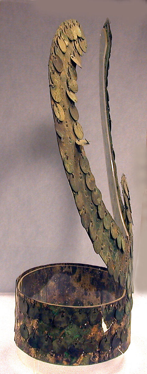 Crown with dangles, Vicús artist(s), Gilded copper, Vicús (?)