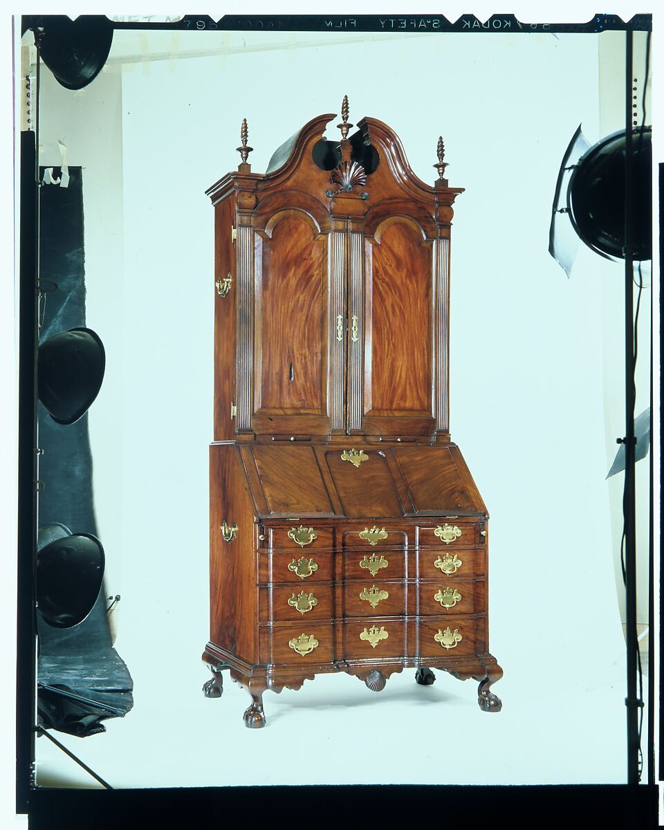 Desk and bookcase, Workshop of Nathaniel Gould (1734–1782), Mahogany, white pine; brass, American