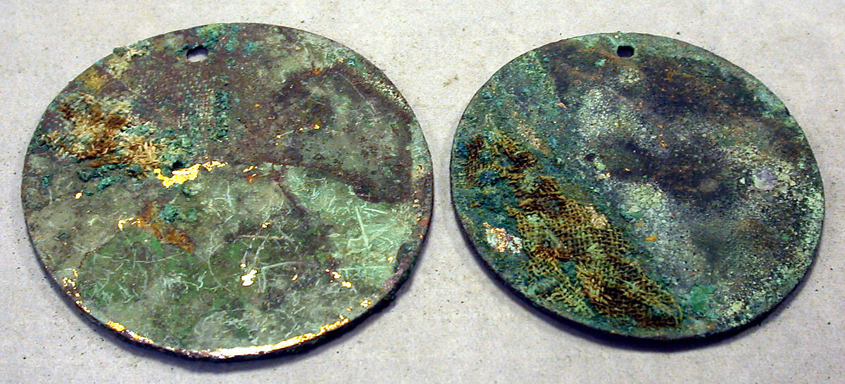Round Plaque, Copper (hammered), gilt, Vicús