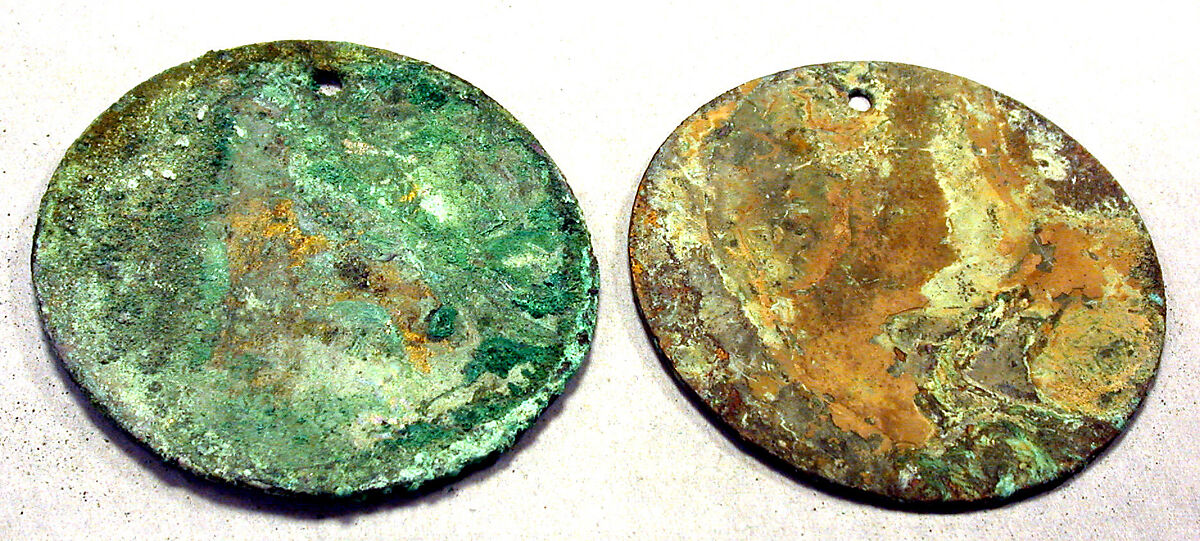 Round Plaque, Copper (hammered), gilt, Vicús