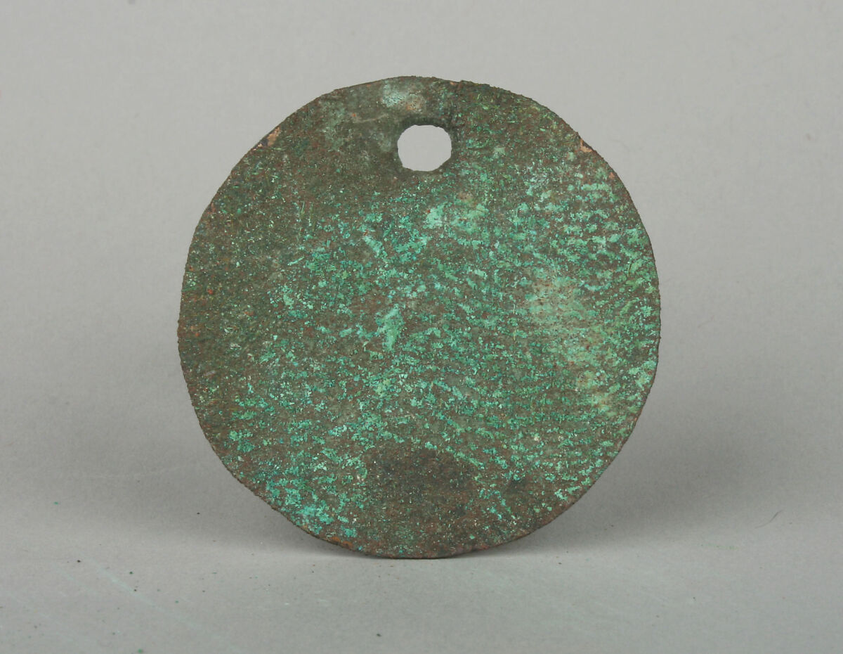 Round Plaque, Copper (hammered), gilt, Vicús 