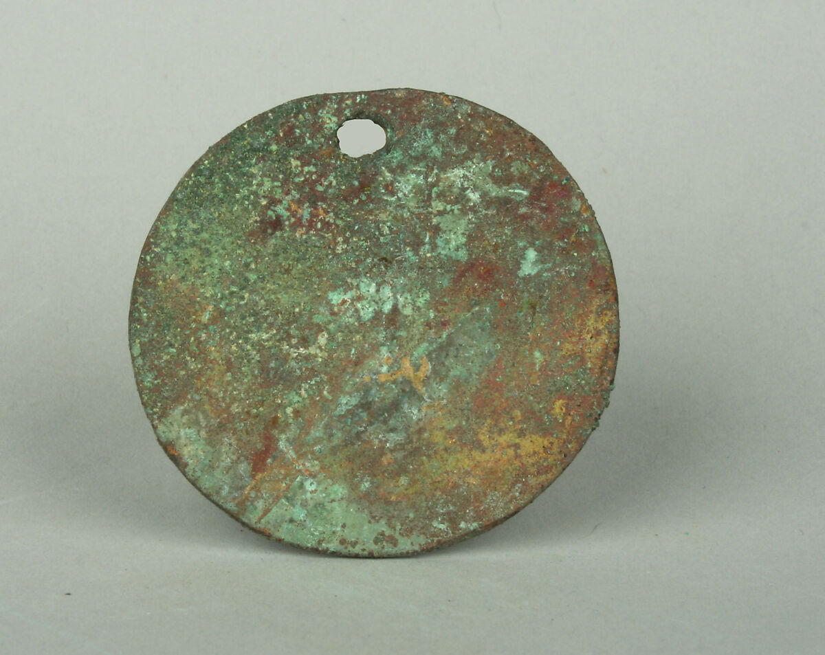 Round Plaque, Copper (hammered), gilt, Vicús 