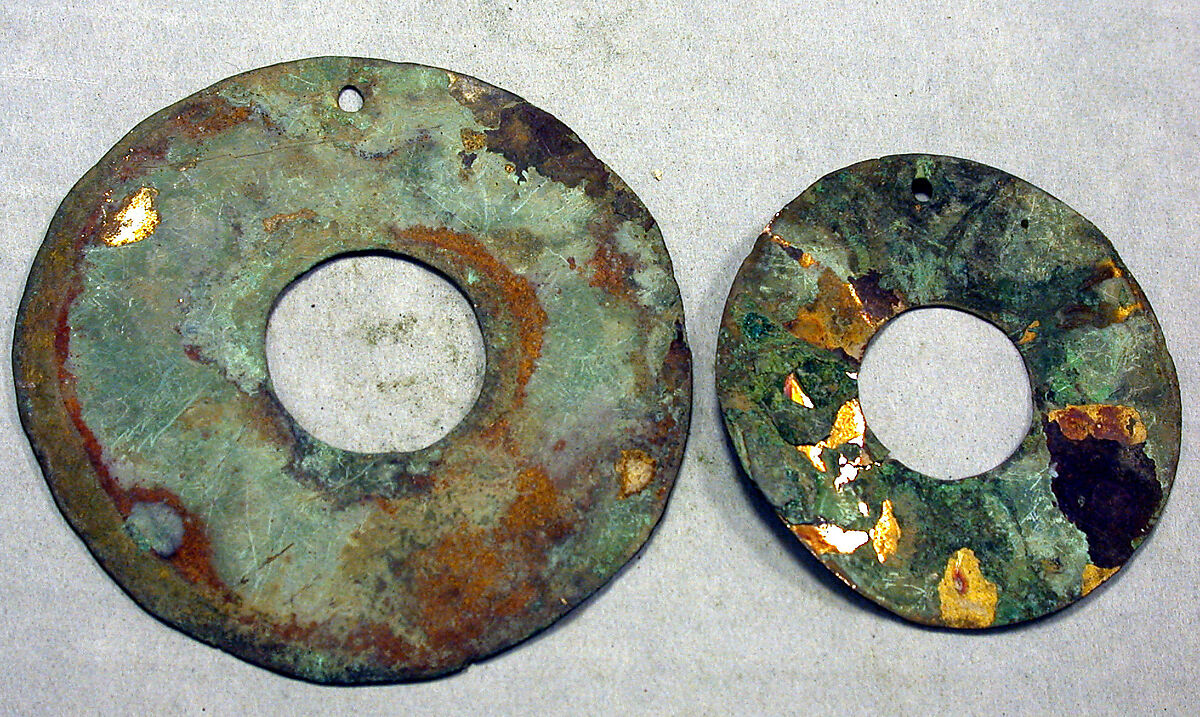 Round Plaque, Copper (hammered), gilt, Vicús