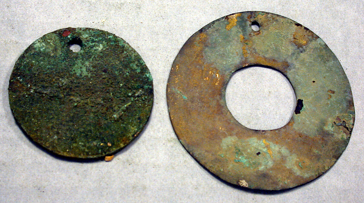 Round Plaque, Copper (hammered), gilt, Vicús