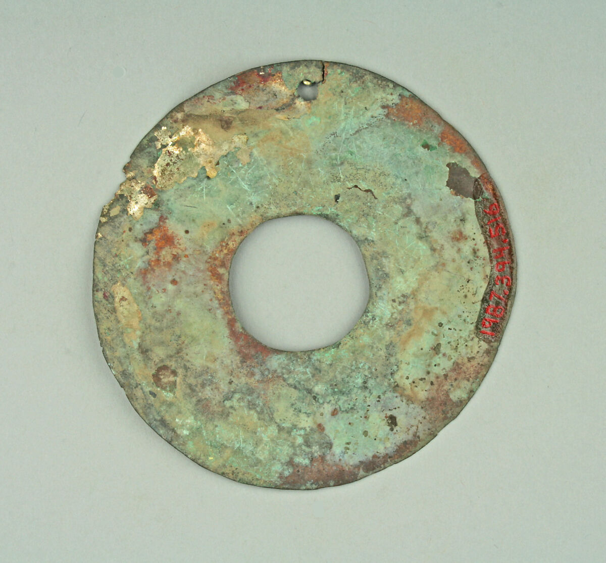 Round Plaque, Copper (hammered), gilt, Vicús