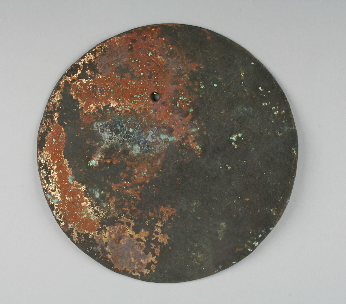 Round Plaque, Copper (hammered), gilt, Vicús 