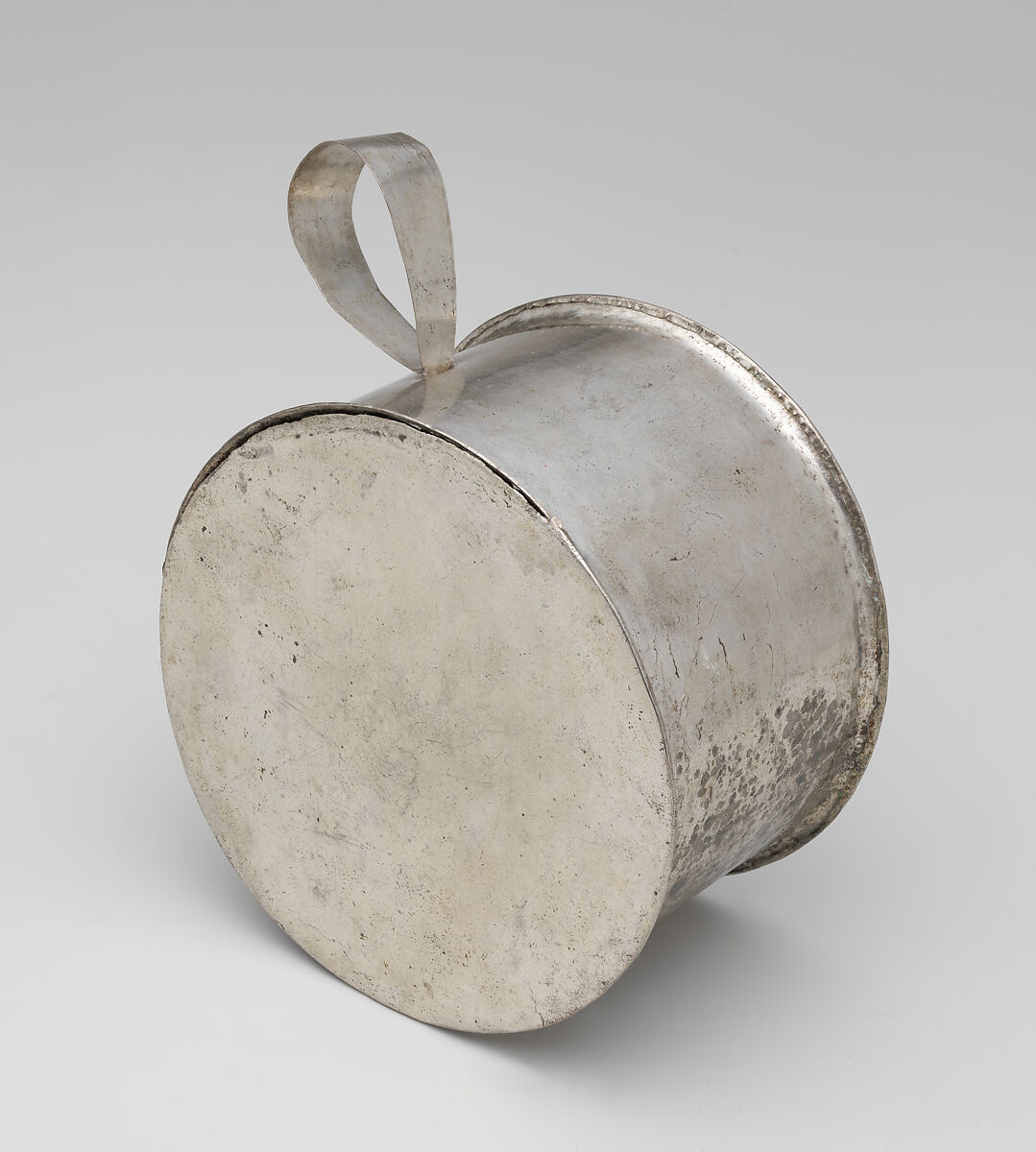 Miniature drum, Chimú or Chancay artist(s), Silver (hammered), Chimú or Chancay 