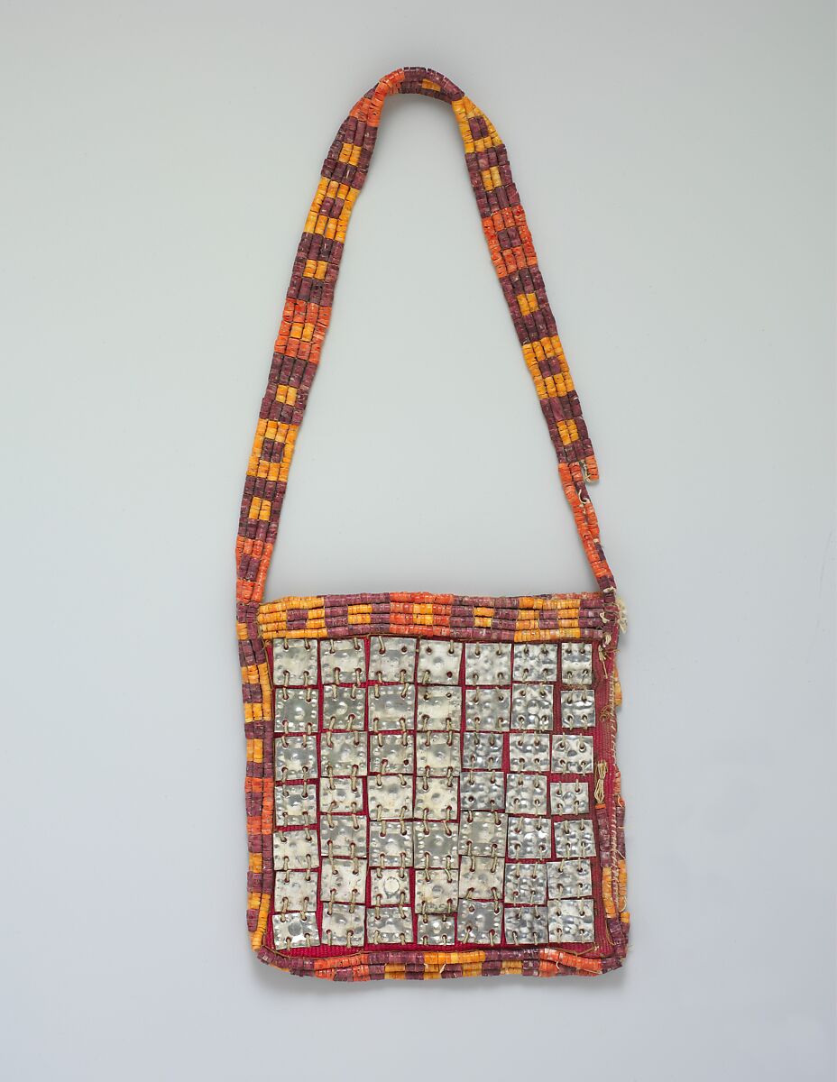 Bag, Cotton, camelid hair, silver, shell beads, Chimú 