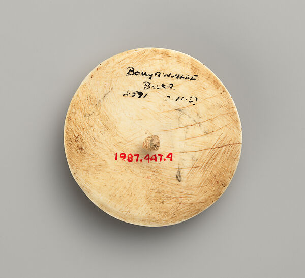 Pendant or Head Ornament (Kapkap), Tridacna shell, turtle shell, fiber, Bougainville or Buka Island