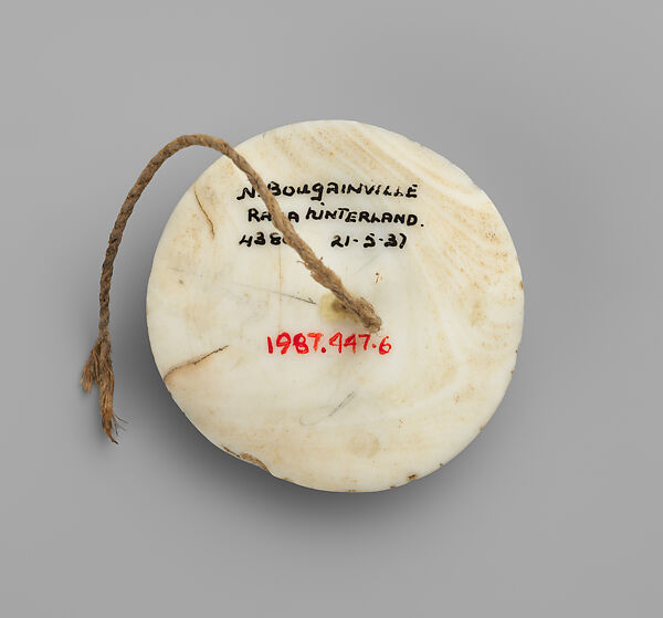Pendant or Head Ornament (Kapkap), Tridacna shell, turtle shell, fiber, Bougainville Island