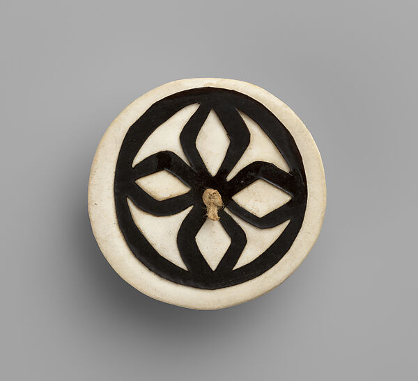 Pendant or Head Ornament (Kapkap), Tridacna shell, turtle shell, fiber, Bougainville Island 