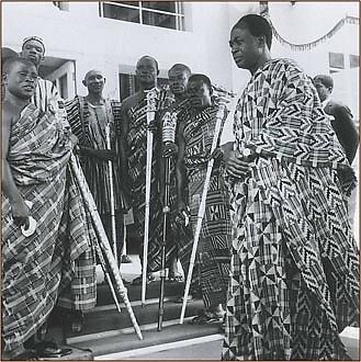 Ȯkyeame poma (royal spokesperson's staff) with stool, chain, and crossed swords, Asante-Akan artist, Wood, gold foil, Asante
