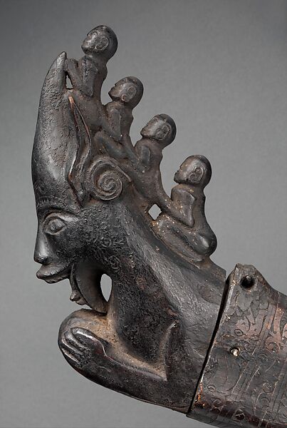 Naga morsarang (medicine horn), Toba Batak artist, Water buffalo horn, wood, Toba Batak