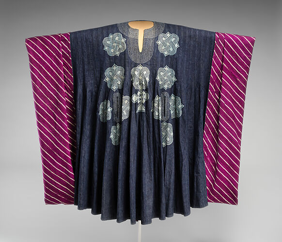 Ẹtù dámò àlàárì dàńdógó (man's ceremonial robe)