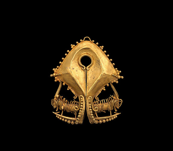 Mamuli (ear ornament or pendant)