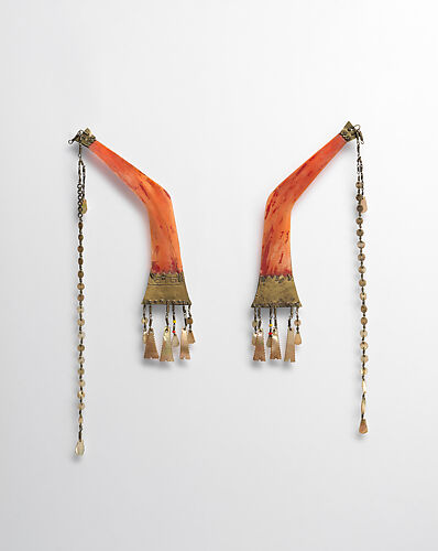 Batling (men’s ear ornaments)