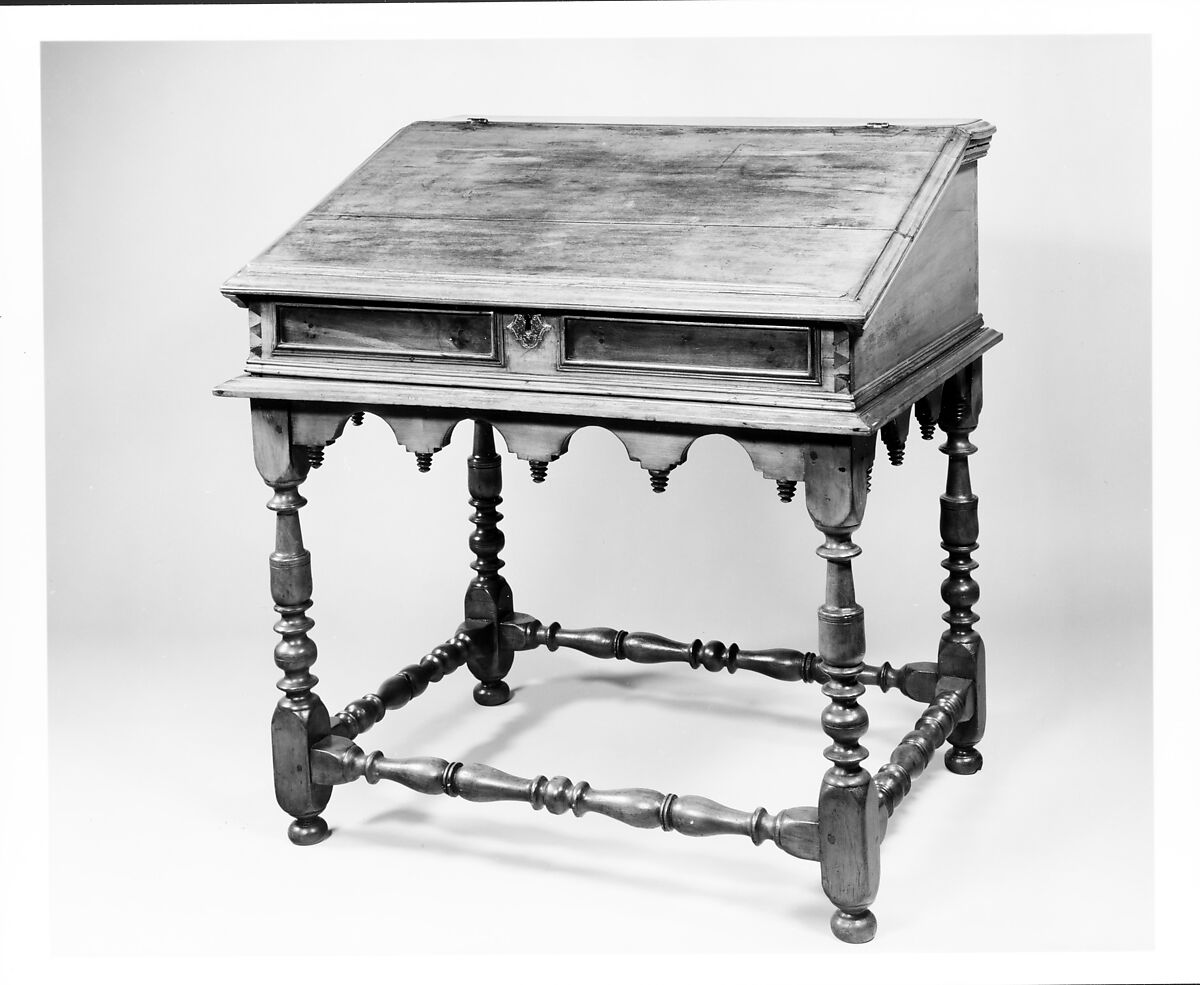 Desk-on-frame, Sweet gum, possibly mahogany veneer, yellow poplar, American