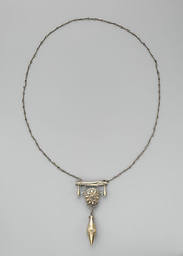 Necklace: Pendant