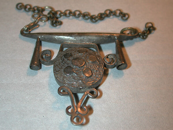 Necklace: Pendant (?), Fon artist, Silver, Fon peoples