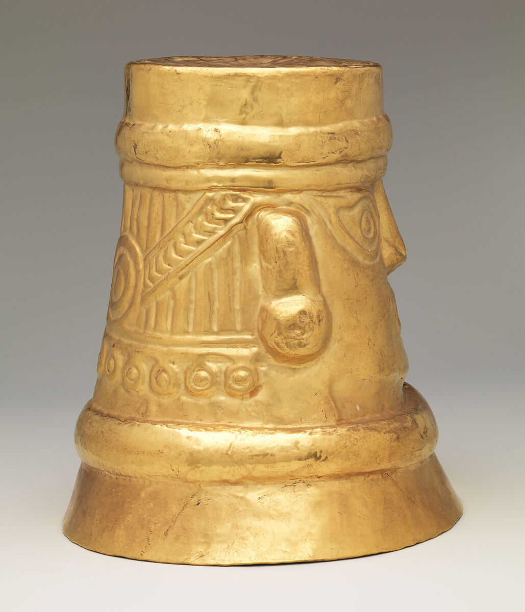 Beaker with inverse faces, Lambayeque (Sicán) artist(s), Gold, Lambayeque (Sicán)