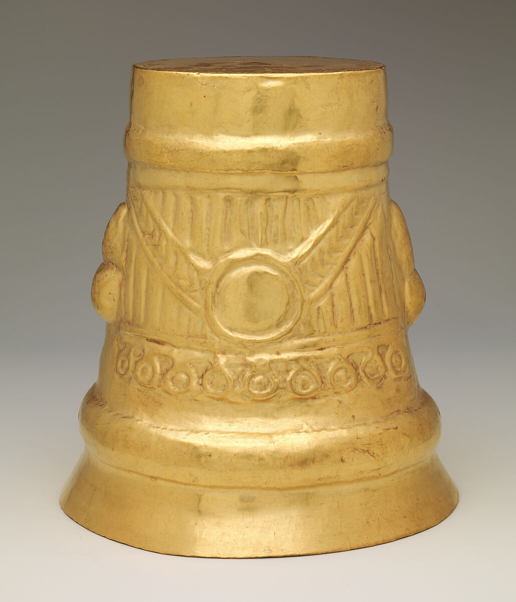 Beaker with inverse faces, Lambayeque (Sicán) artist(s), Gold, Lambayeque (Sicán)