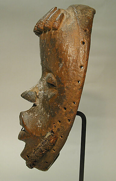 Face Mask, Wood, iron, cord, fur, Dan peoples