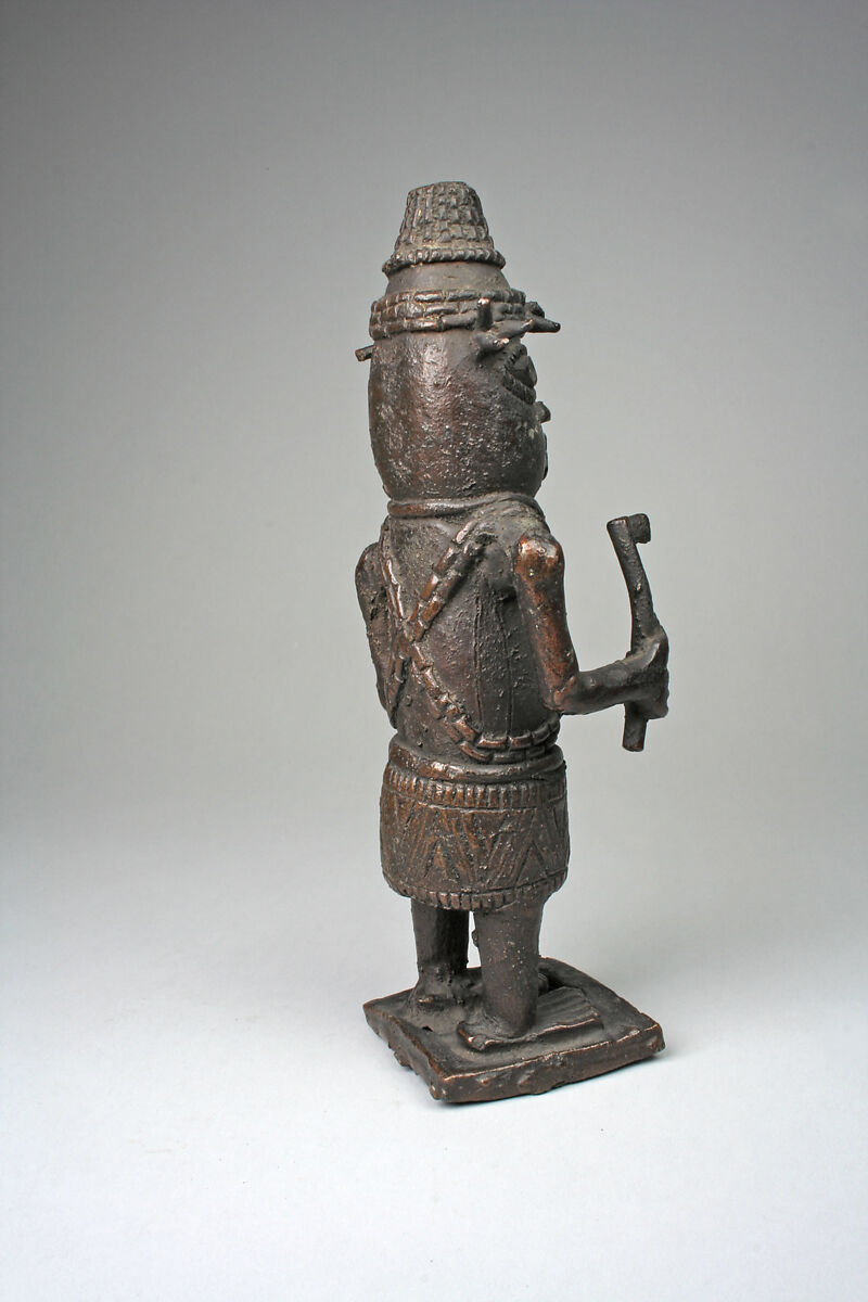 Figure: Court Official with Hammer and Staff, Ìgùn Ẹ́rọ̀nwwọ̀n (brass-casting guild) artists, Brass, Edo peoples