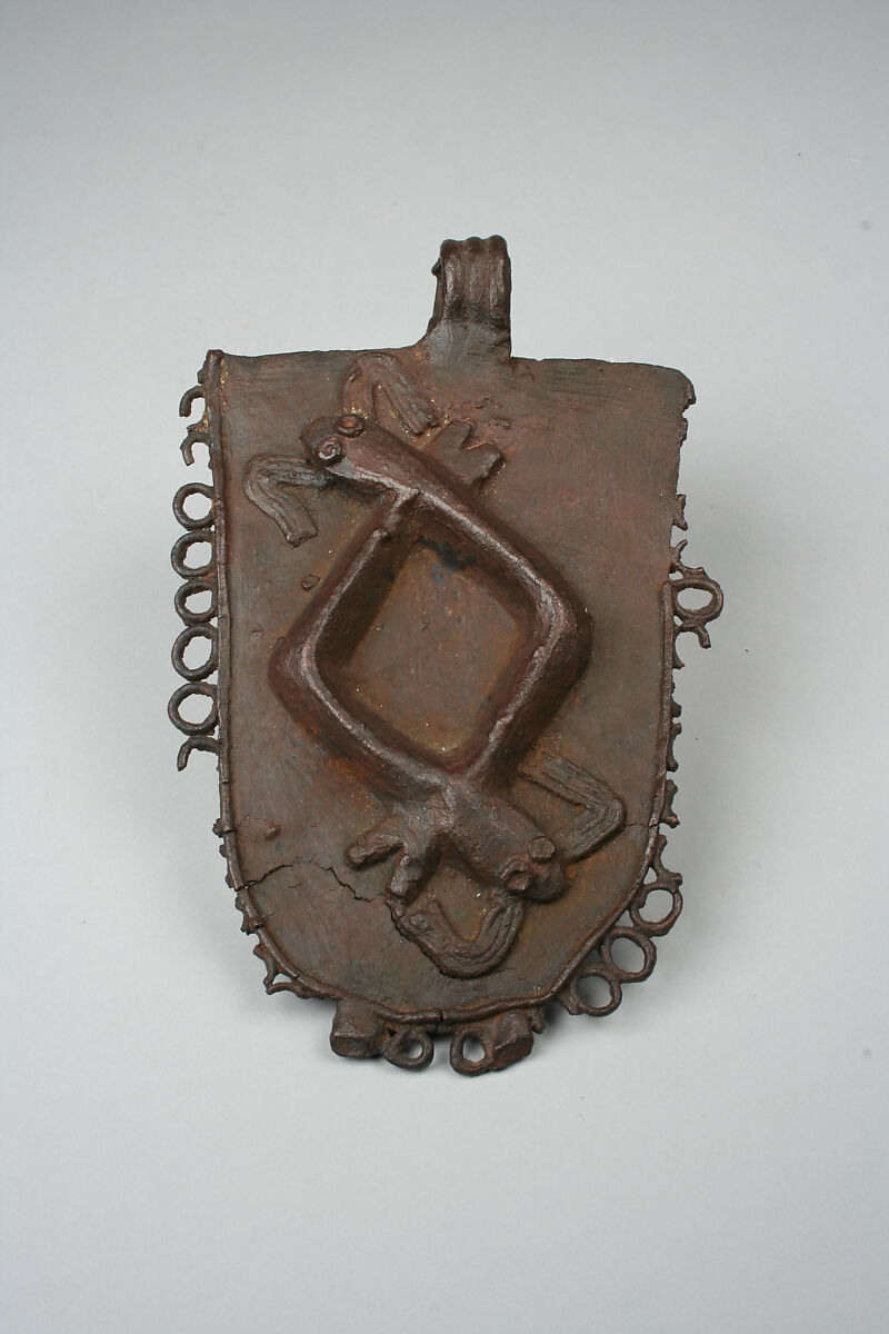 Waist Pendant: Two Mudfish, Brass, Edo peoples 