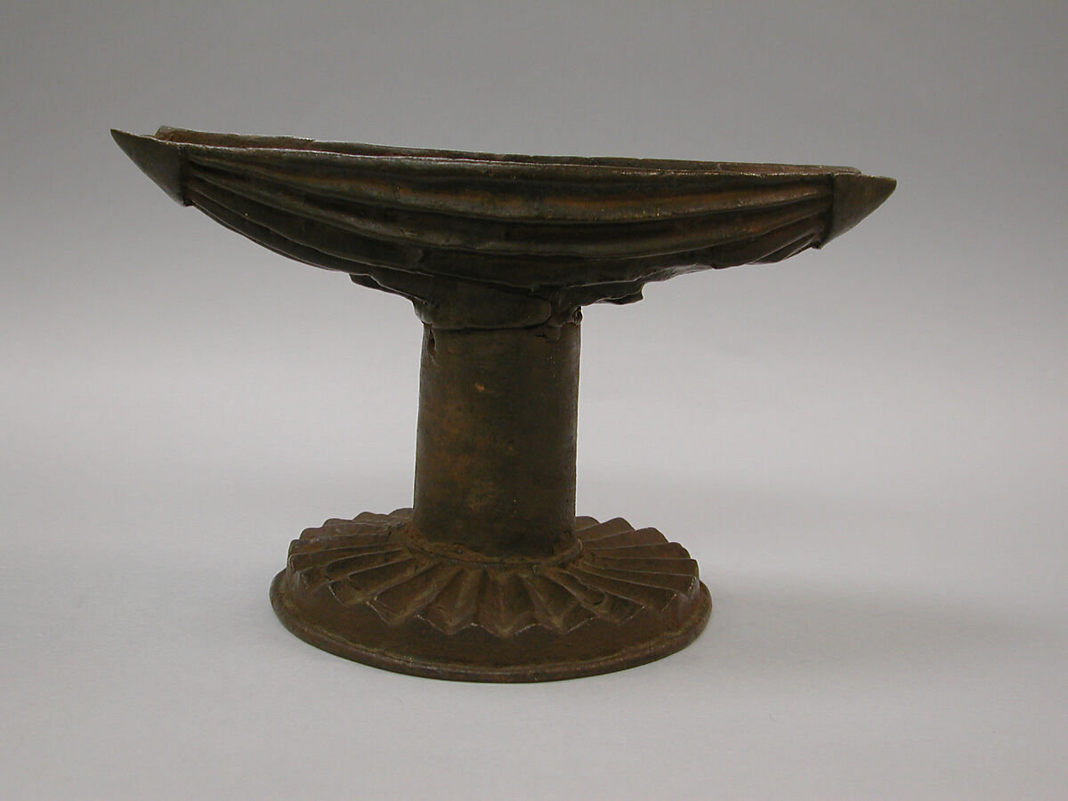 Lidded Vessel: Fluted Gourd, Ìgùn Ẹ́rọ̀nwwọ̀n (brass-casting guild) artists, Brass, Edo peoples