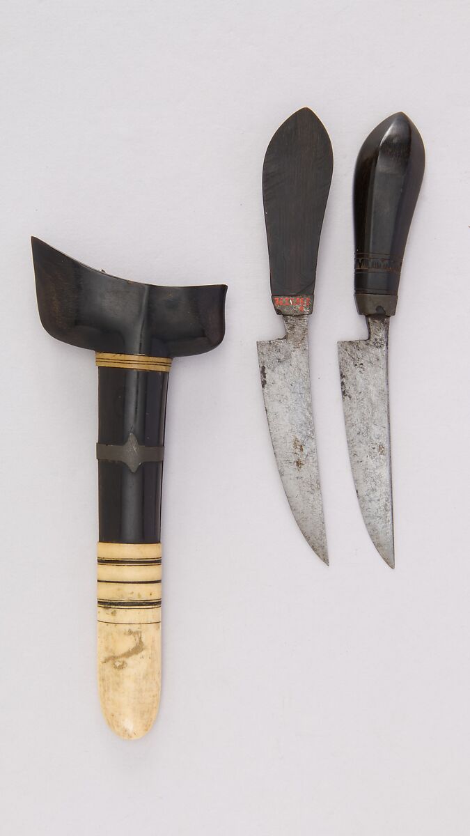Pair of Knives with Sheath, Wood, bone, horn, steel, Javanese 