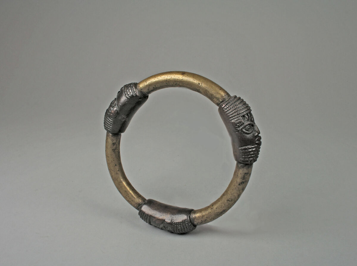 Bracelet: Three Heads, Brass, copper alloy, Edo peoples 