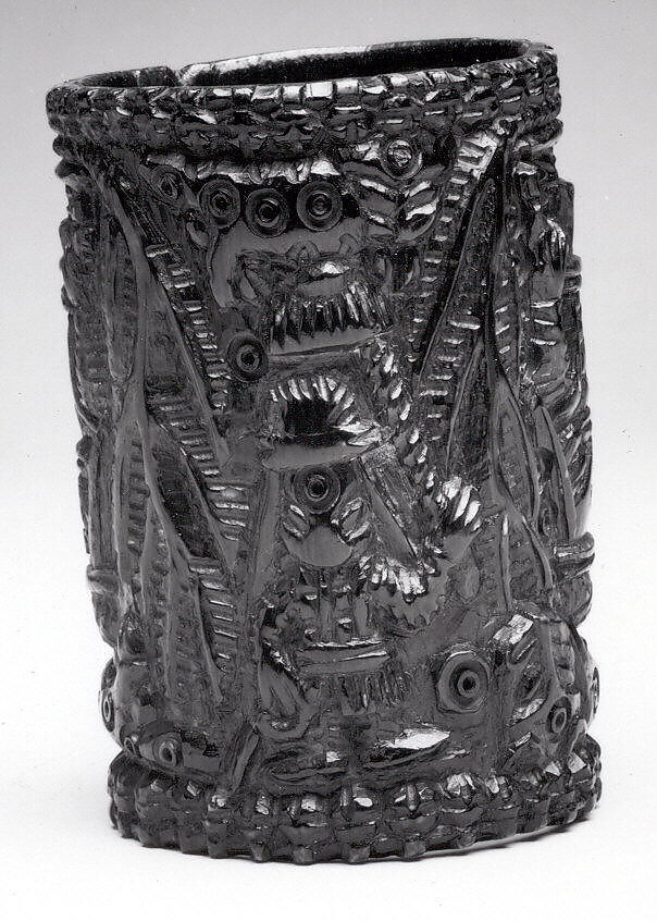 Bracelet with Four Figures, Ìgùn Ẹ́rọ̀nwwọ̀n (brass-casting guild) artists, Ivory, Edo peoples
