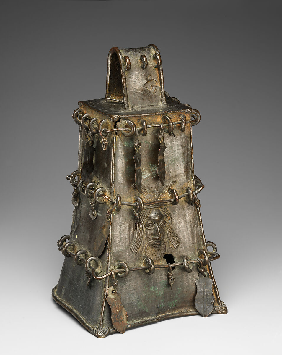 Altar bell with Portuguese heads, Ìgùn Ẹ́rọ̀nwwọ̀n (brass-casting guild) artists, Brass, Edo peoples