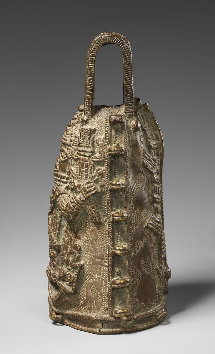 Altar bell with a mudfish-legged ọ́bà, Ìgùn Ẹ́rọ̀nwwọ̀n (brass-casting guild) artists, Brass, Edo peoples