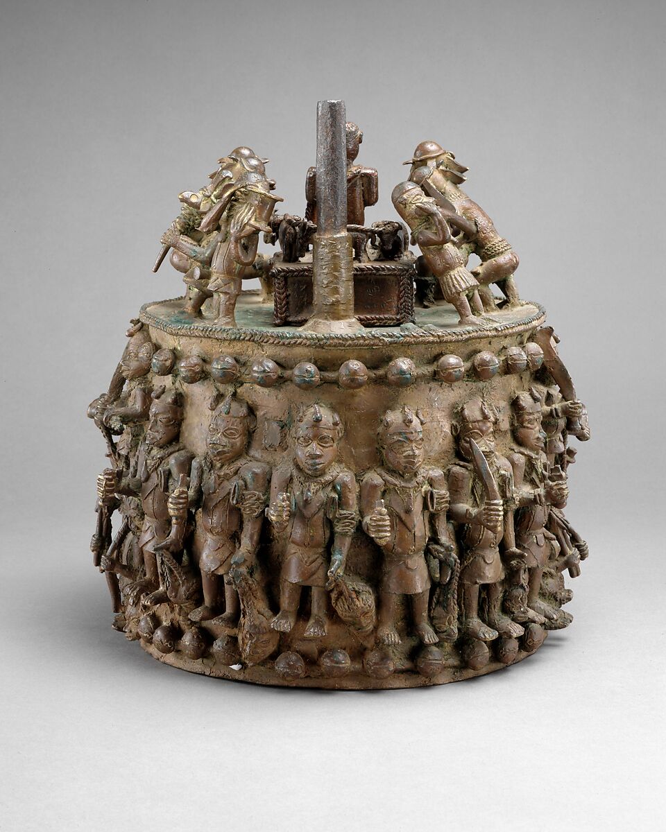 Ọ́bà with Sacrificial Animals from the Ézọ́mọ's Ikẹ̀gòbọ̀ (Altar of the Hand), Ìgùn Ẹ́rọ̀nwwọ̀n (brass-casting guild) artists, Brass, Edo peoples