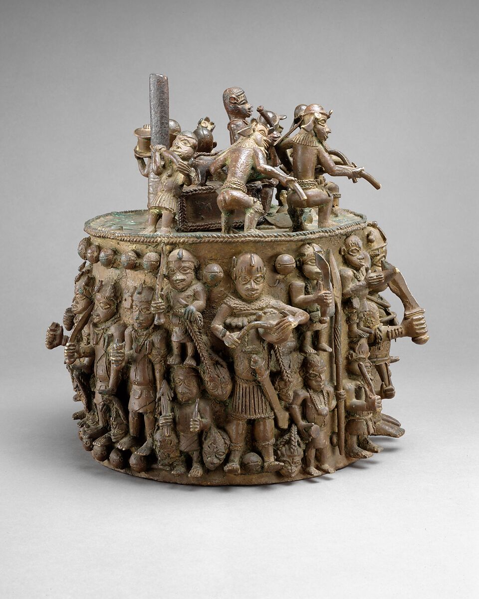 Ọ́bà with Sacrificial Animals from the Ézọ́mọ's Ikẹ̀gòbọ̀ (Altar of the Hand), Ìgùn Ẹ́rọ̀nwwọ̀n (brass-casting guild) artists, Brass, Edo peoples
