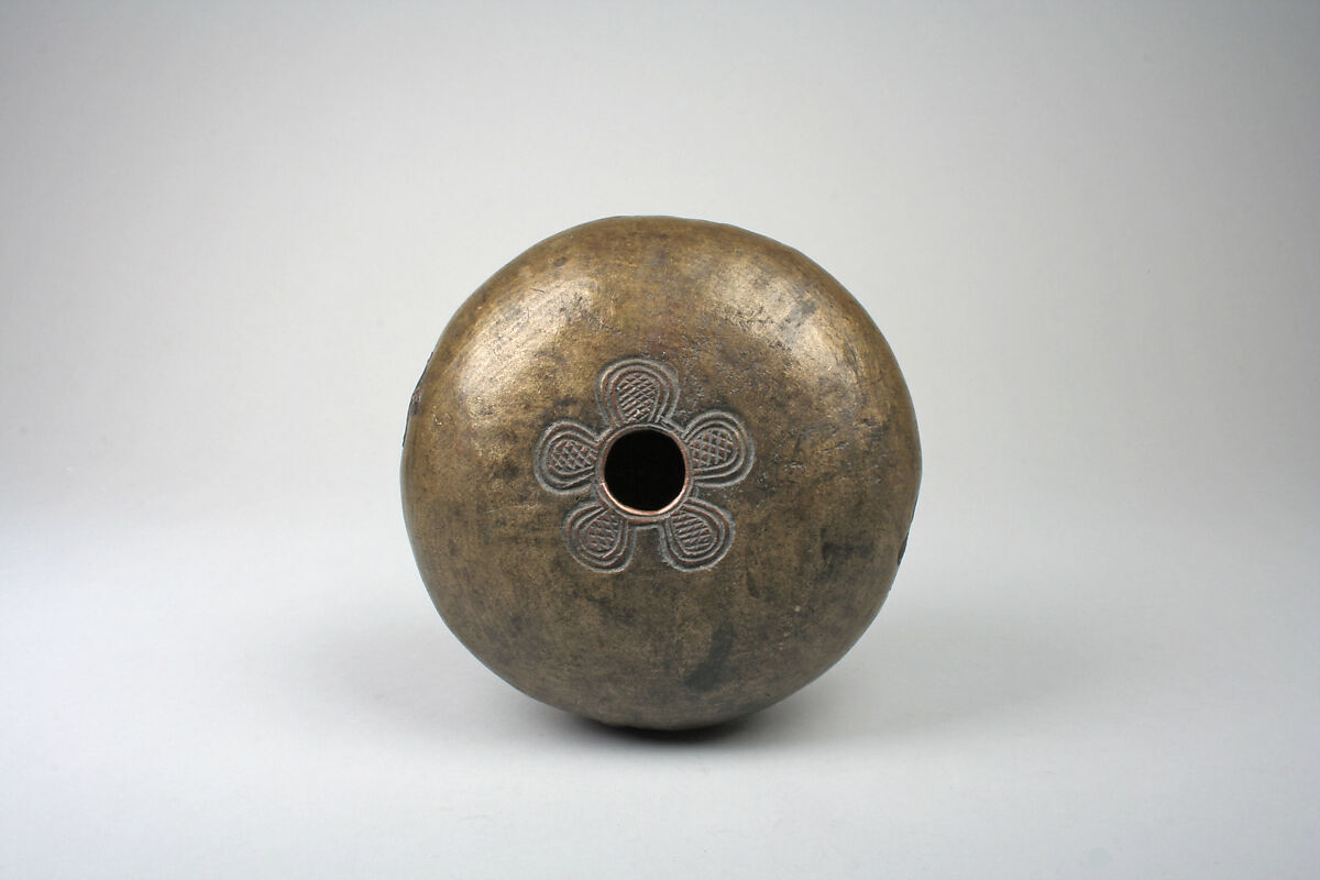 Vessel (?), Ìgùn Ẹ́rọ̀nwwọ̀n (brass-casting guild) artists, Brass, Edo peoples